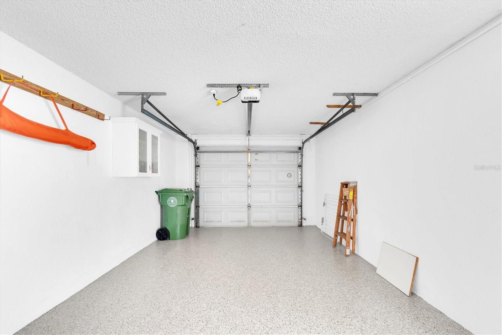 Image 26 of 57 For 801 Waterside Lane