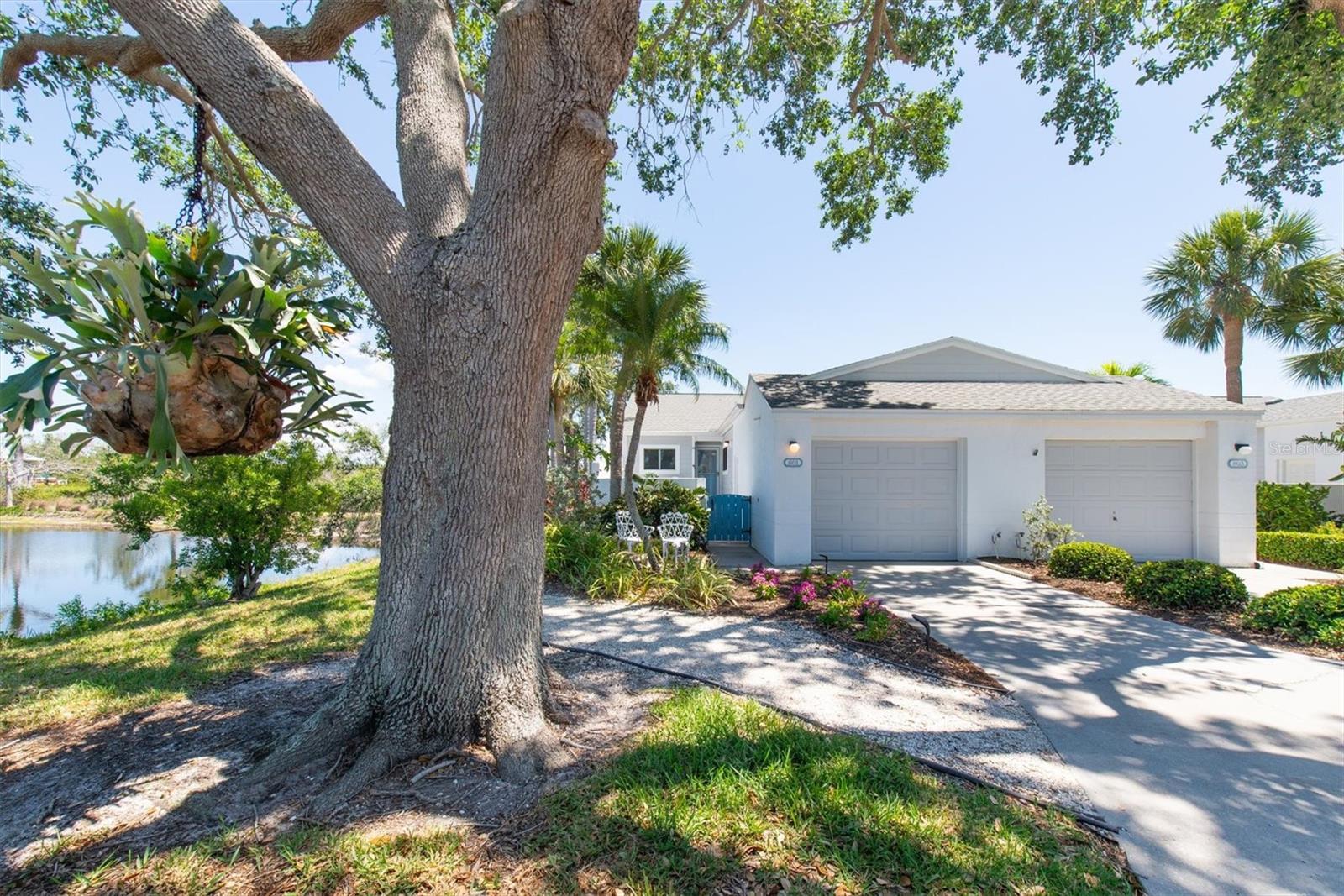 Image 43 of 57 For 801 Waterside Lane