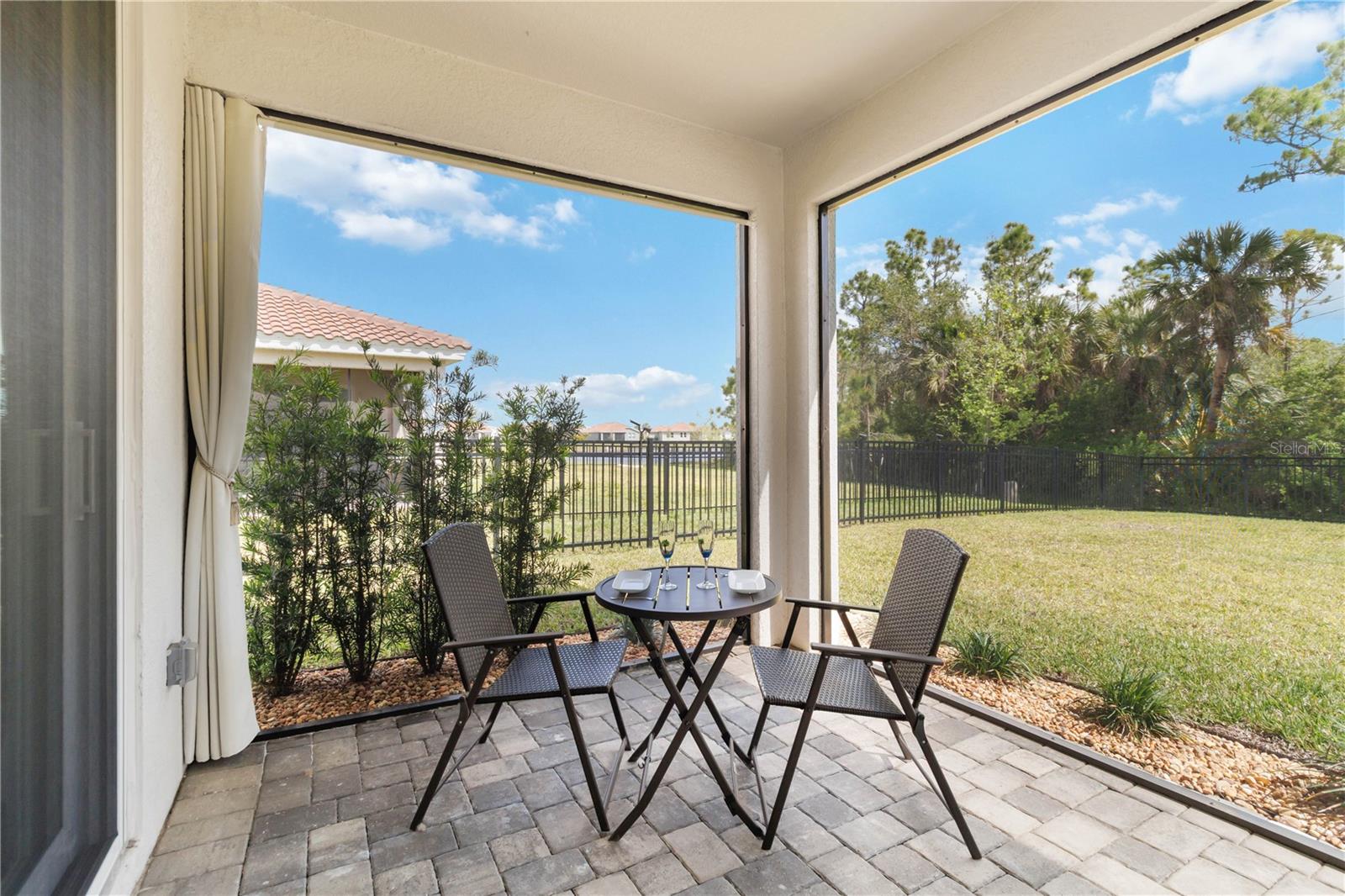 Image 36 of 55 For 412 Dalily Boulevard