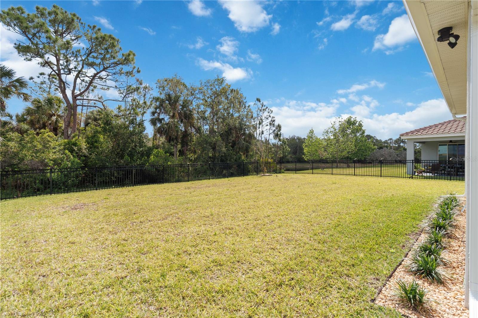 Image 41 of 55 For 412 Dalily Boulevard
