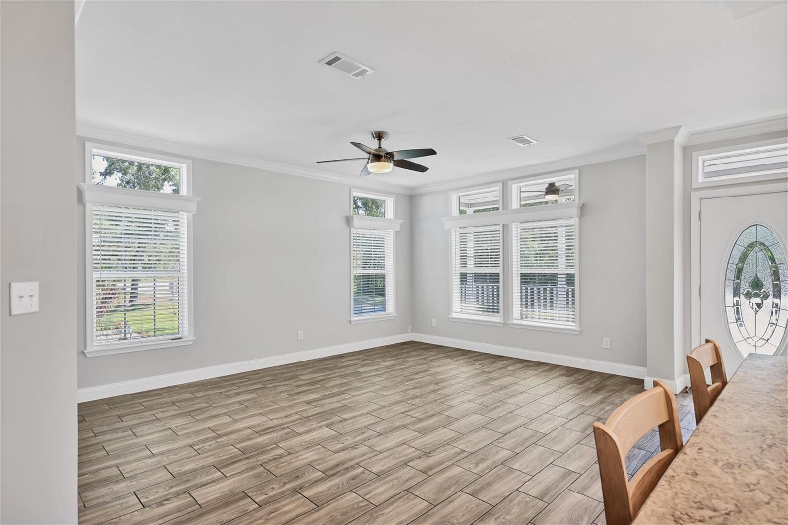 Image 6 of 43 For 3607 70th Avenue E