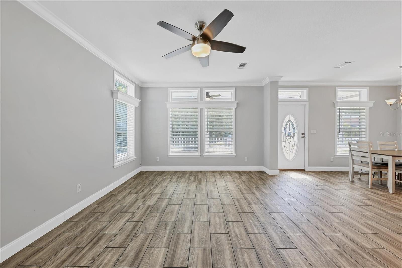 Image 7 of 43 For 3607 70th Avenue E