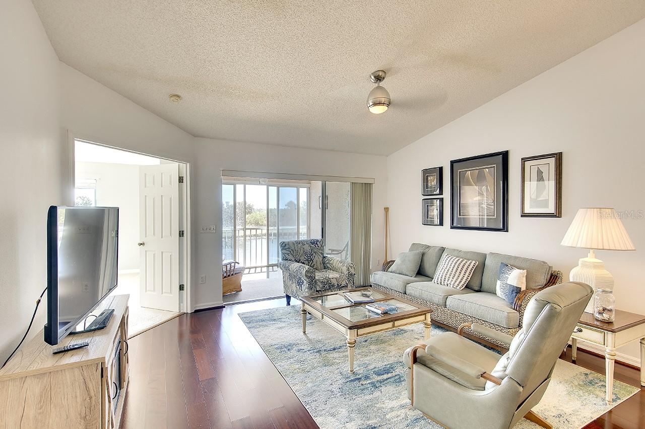 Image 3 of 38 For 2608 Waterford Way B