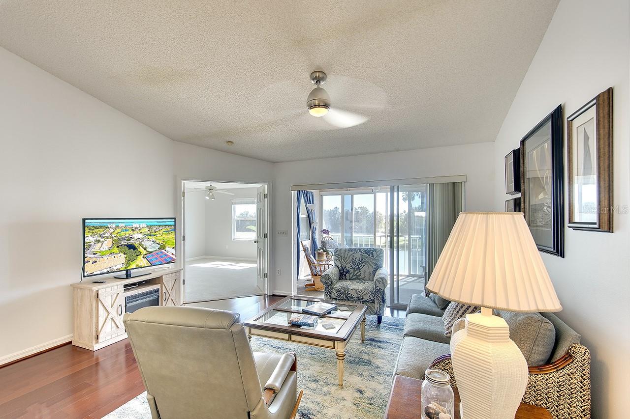 Image 5 of 38 For 2608 Waterford Way B