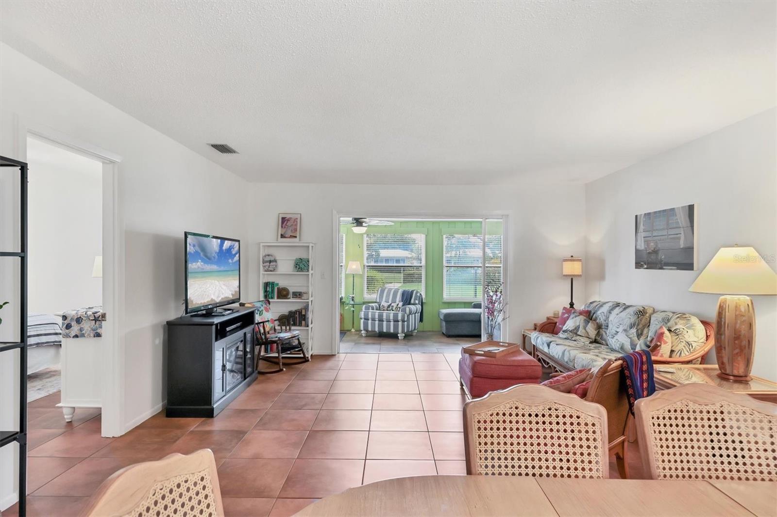 Image 19 of 40 For 7114 11th Avenue W