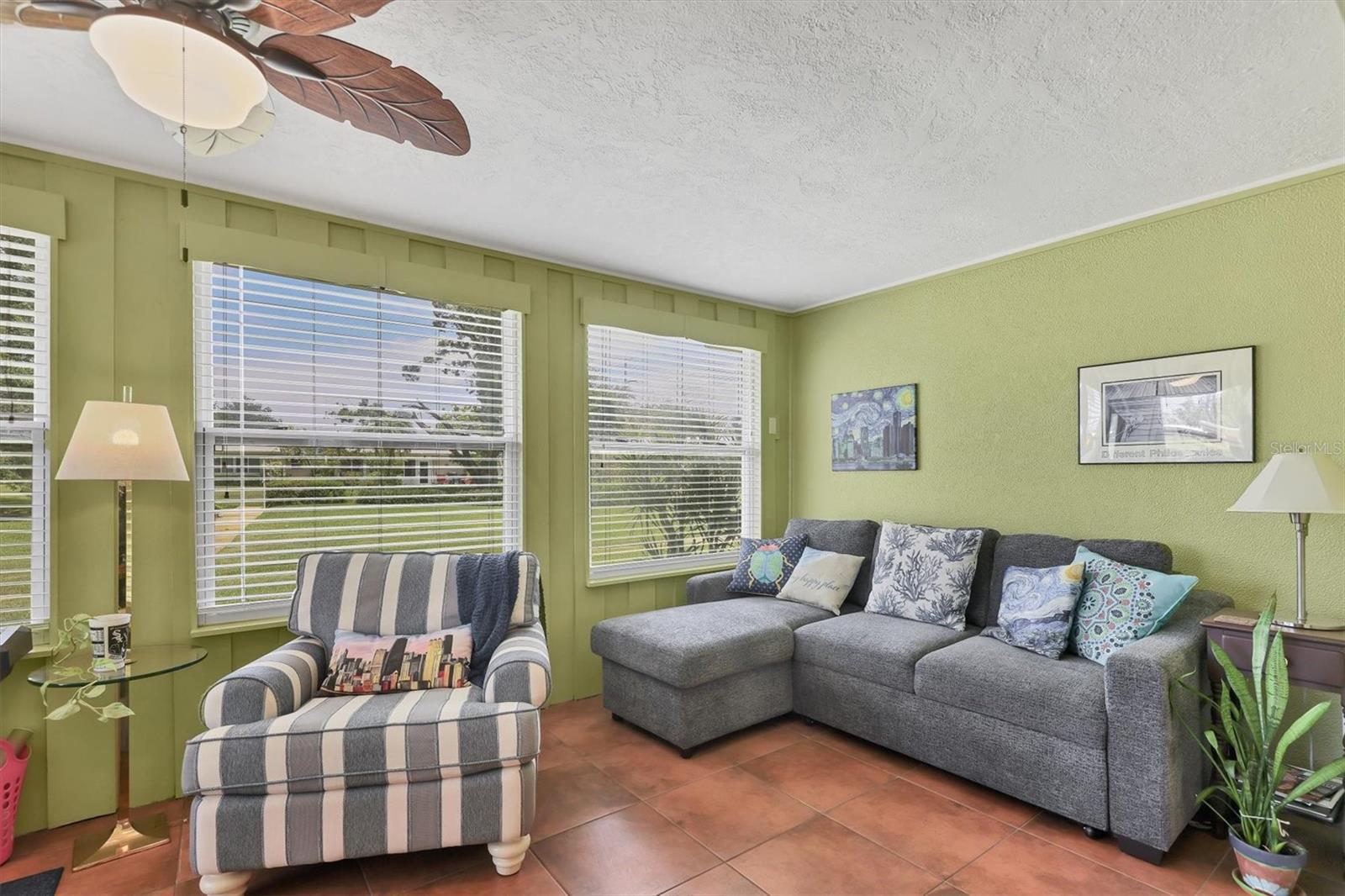 Image 20 of 40 For 7114 11th Avenue W