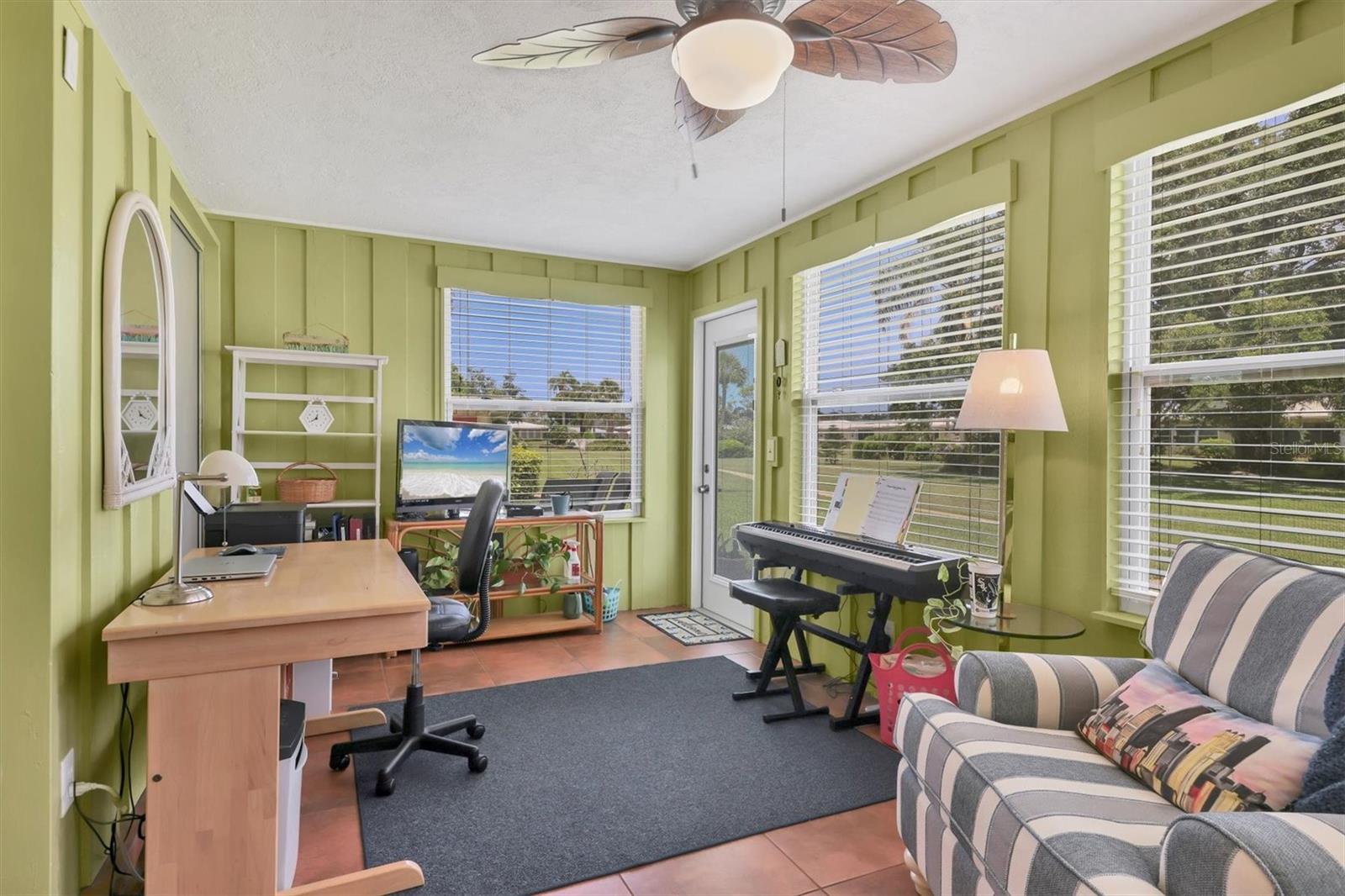 Image 21 of 40 For 7114 11th Avenue W