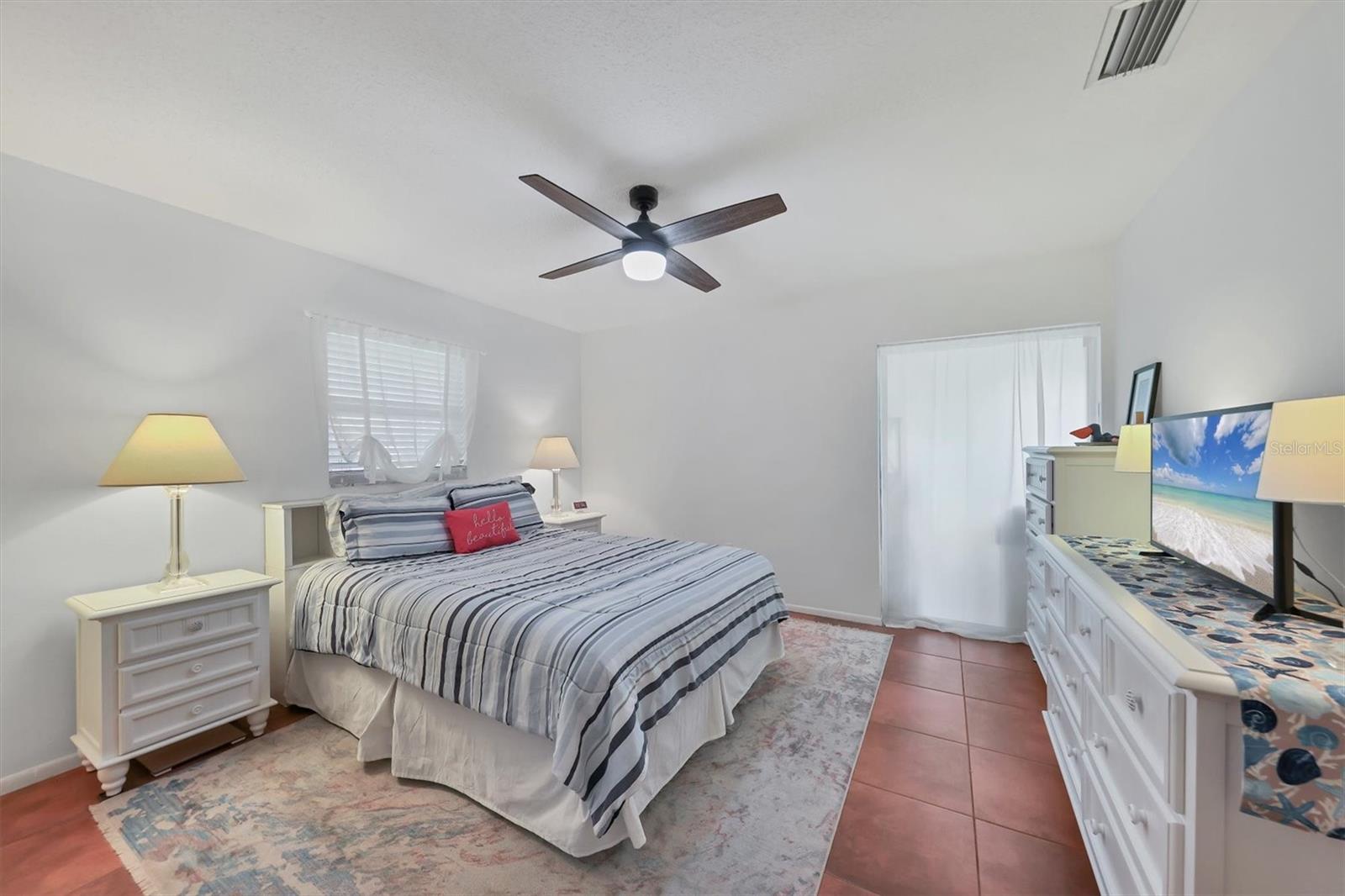 Image 23 of 40 For 7114 11th Avenue W