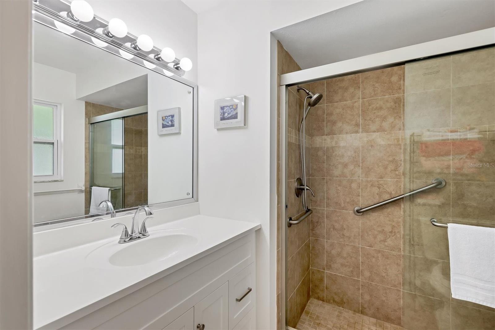 Image 25 of 40 For 7114 11th Avenue W