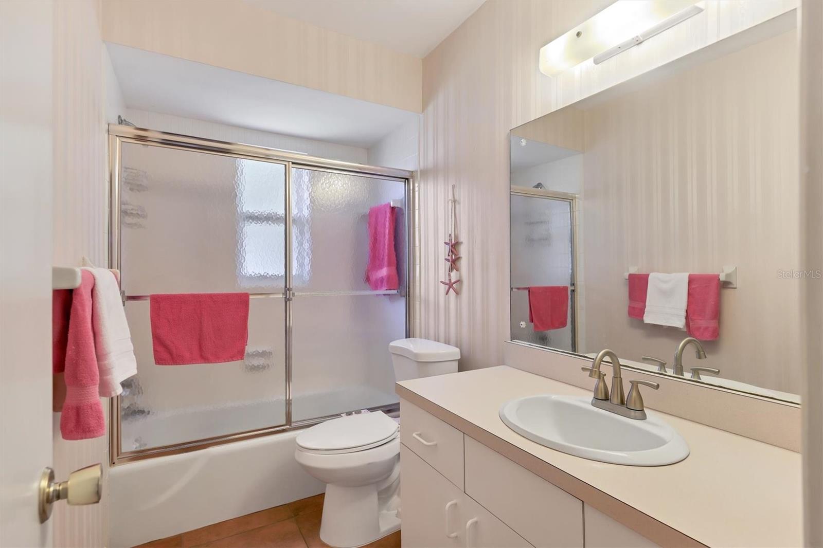 Image 27 of 40 For 7114 11th Avenue W