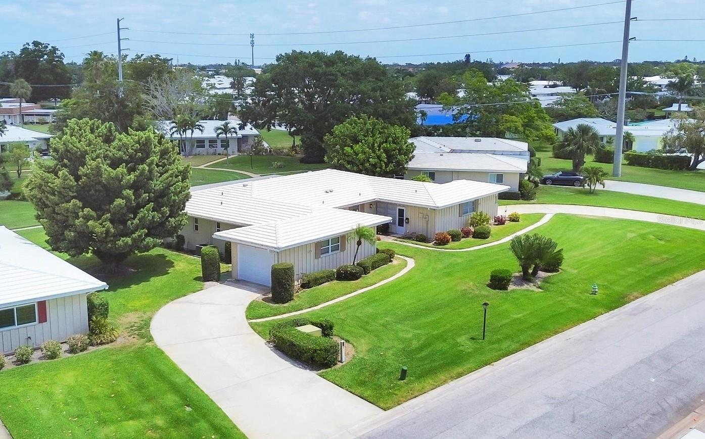 Image 4 of 40 For 7114 11th Avenue W
