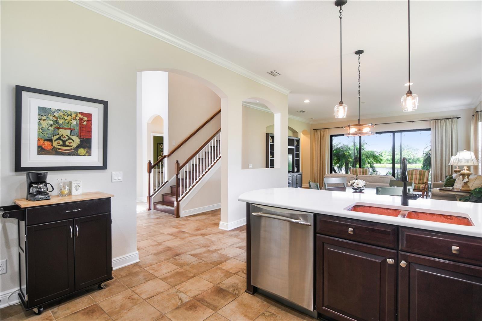Listing photo id 12 for 10655 Glencorse Terrace