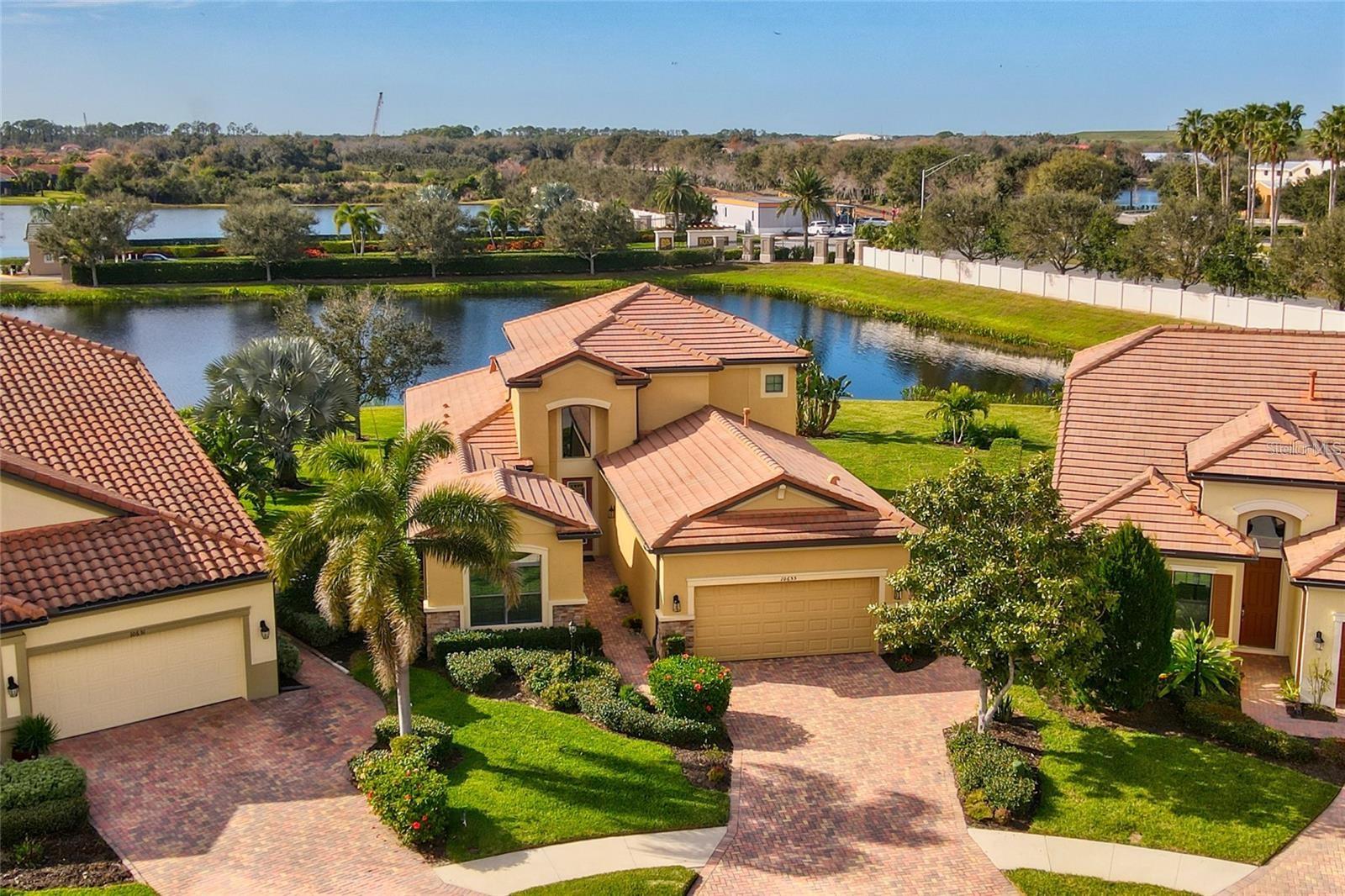 Listing photo id 0 for 10655 Glencorse Terrace