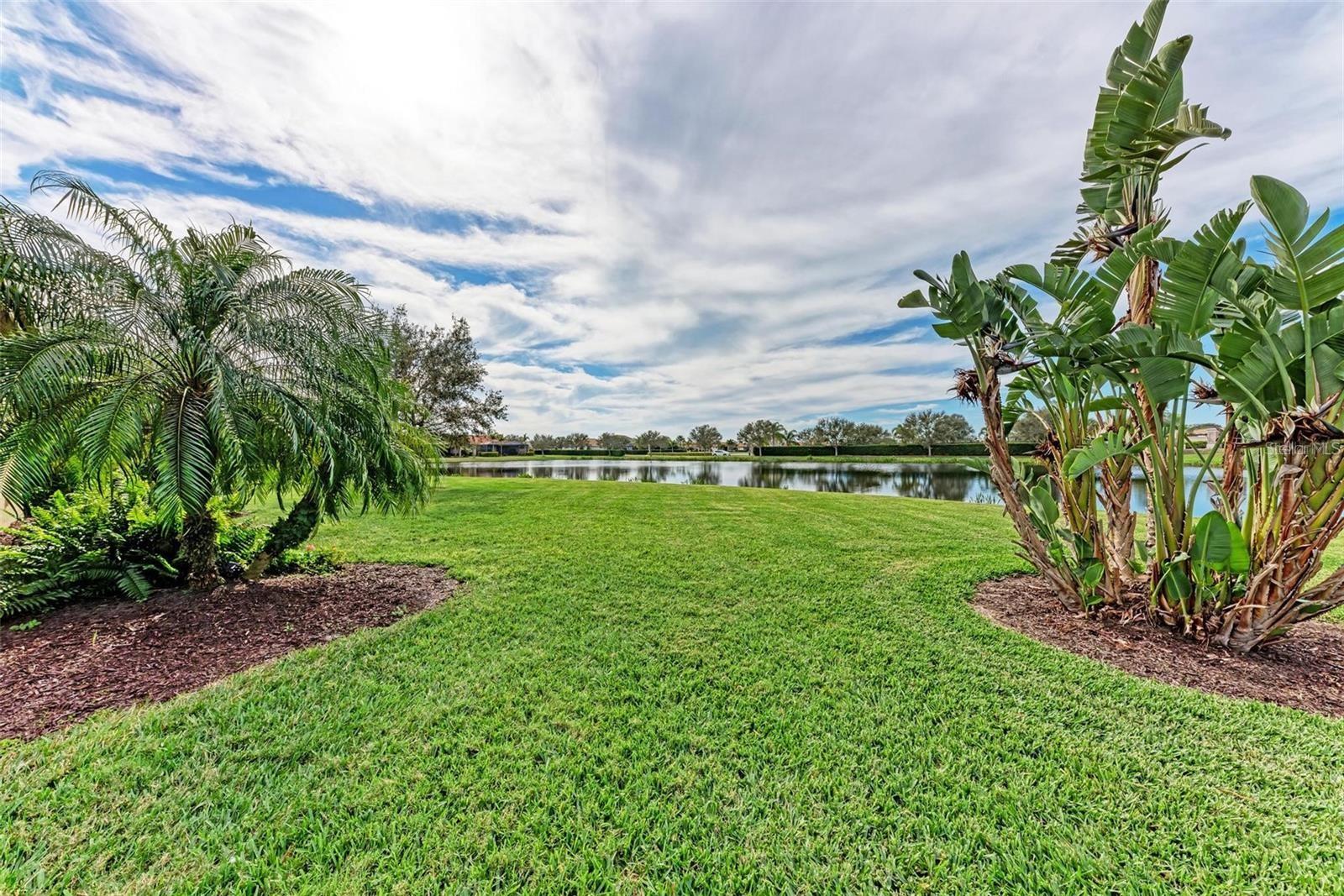 Listing photo id 34 for 10655 Glencorse Terrace