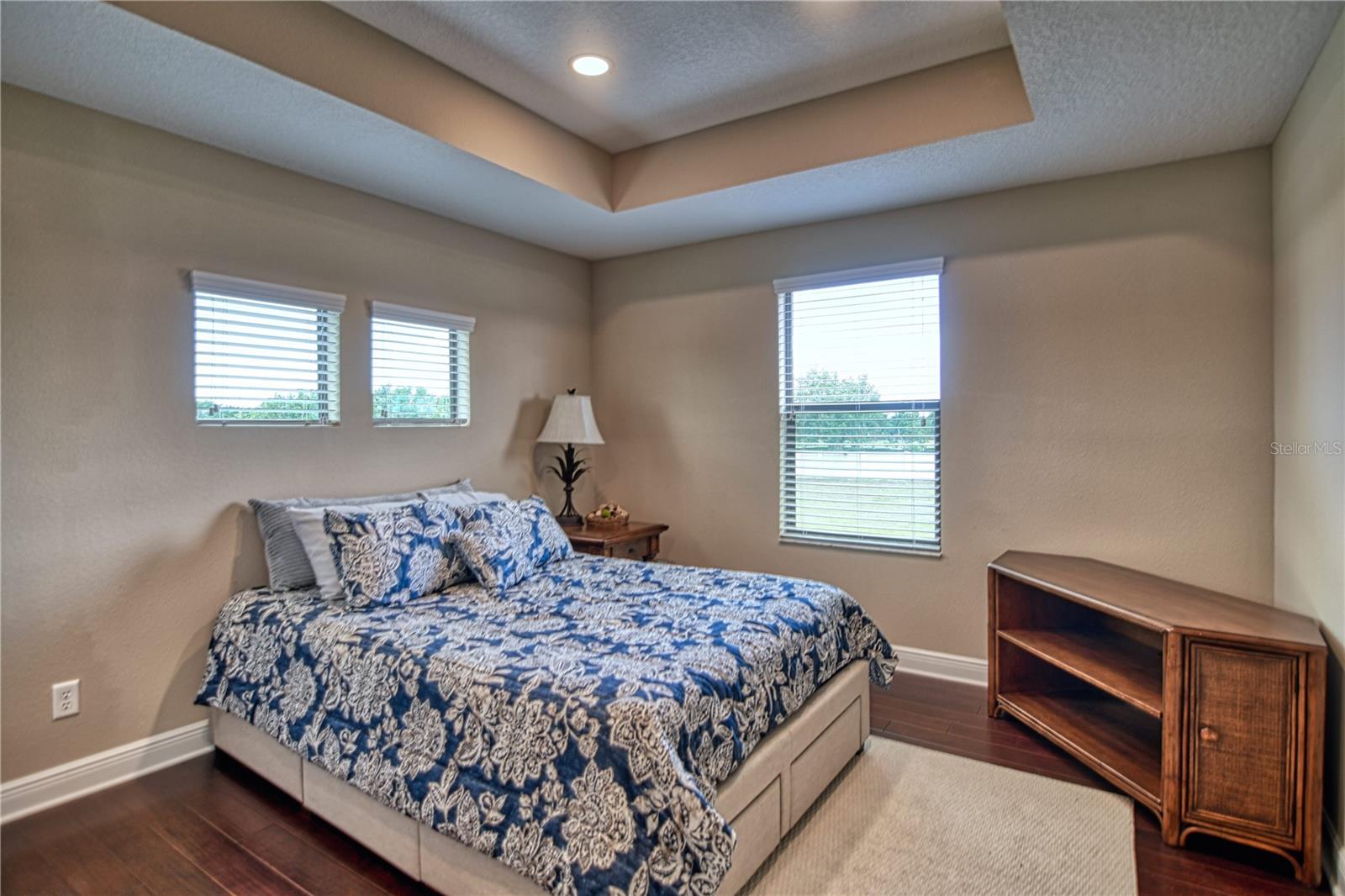 Listing photo id 46 for 10655 Glencorse Terrace
