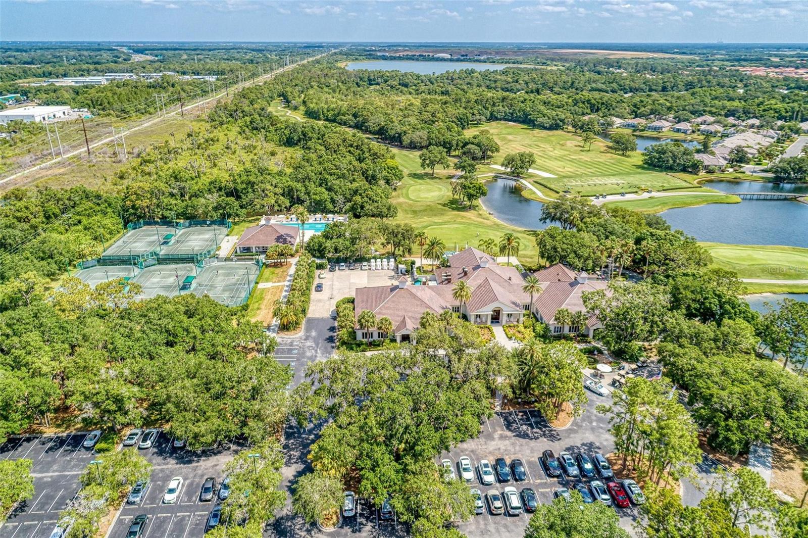 Listing photo id 57 for 10655 Glencorse Terrace