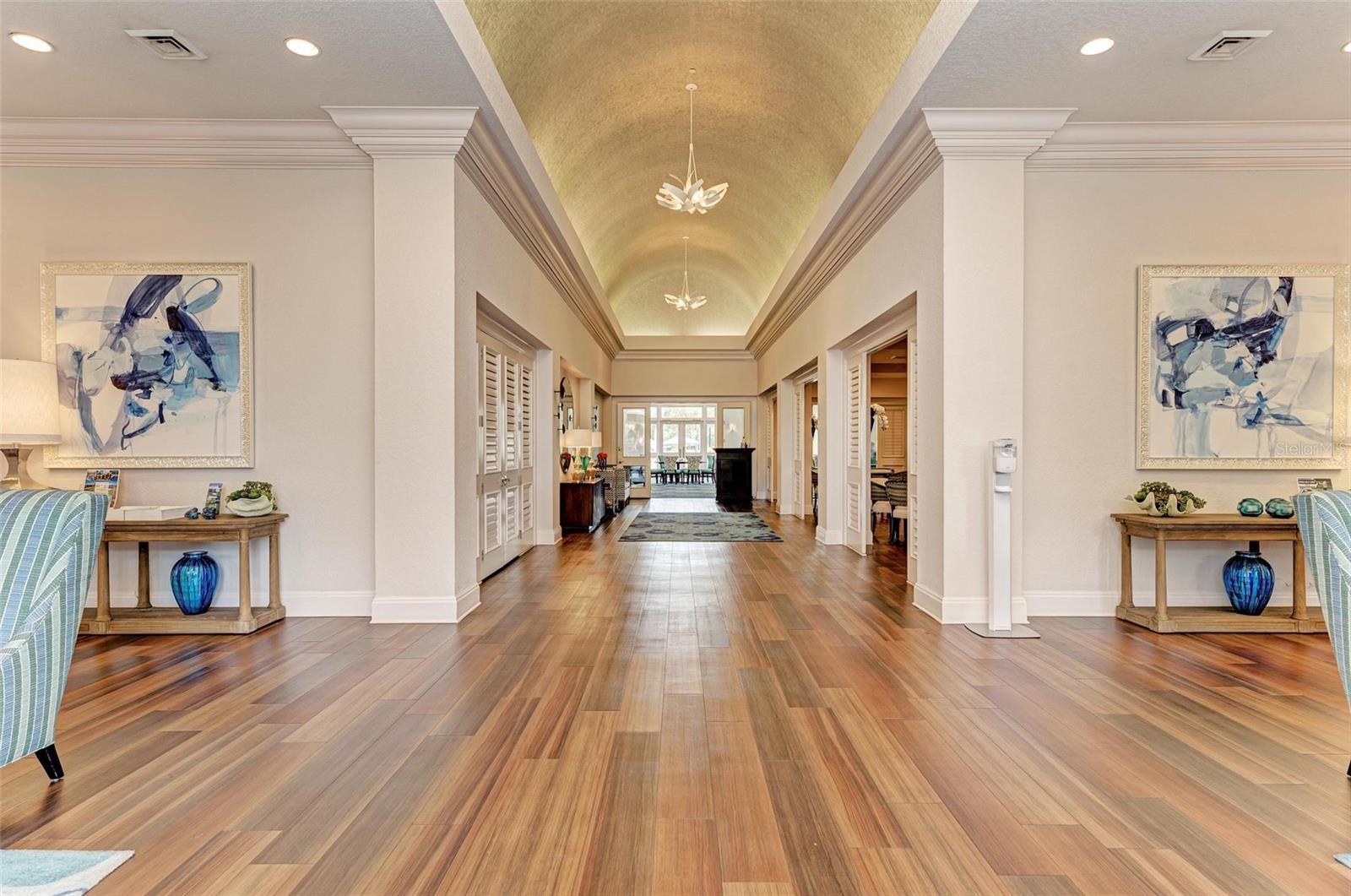 Listing photo id 60 for 10655 Glencorse Terrace