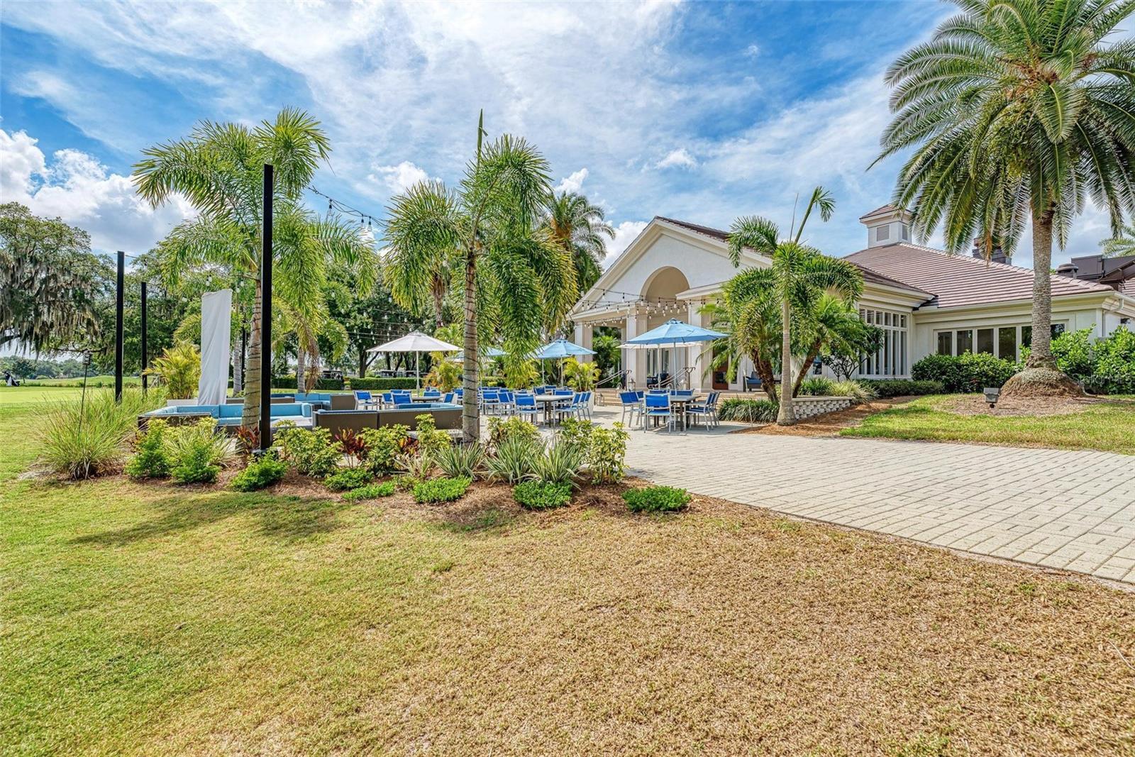 Listing photo id 80 for 10655 Glencorse Terrace
