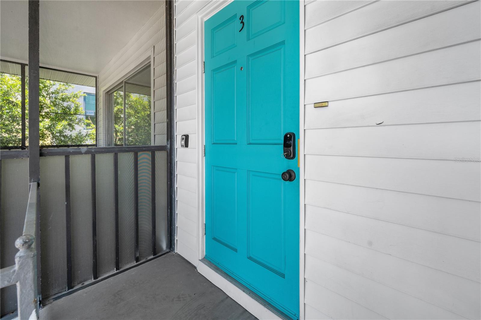 Image 2 of 11 For 1739 Siesta Drive 3