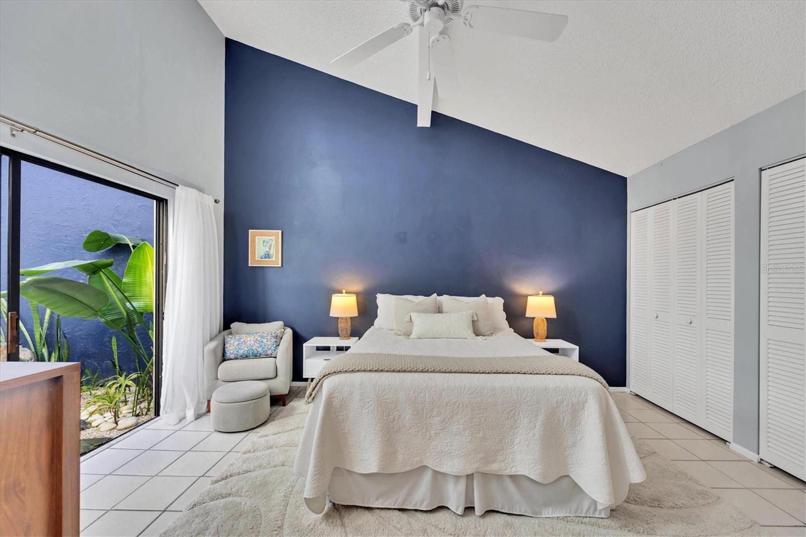 Image 21 of 69 For 4947 Greencroft Road 175