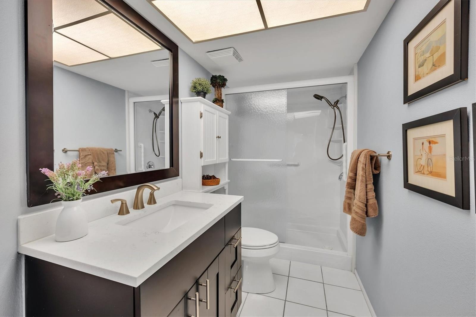 Image 27 of 69 For 4947 Greencroft Road 175