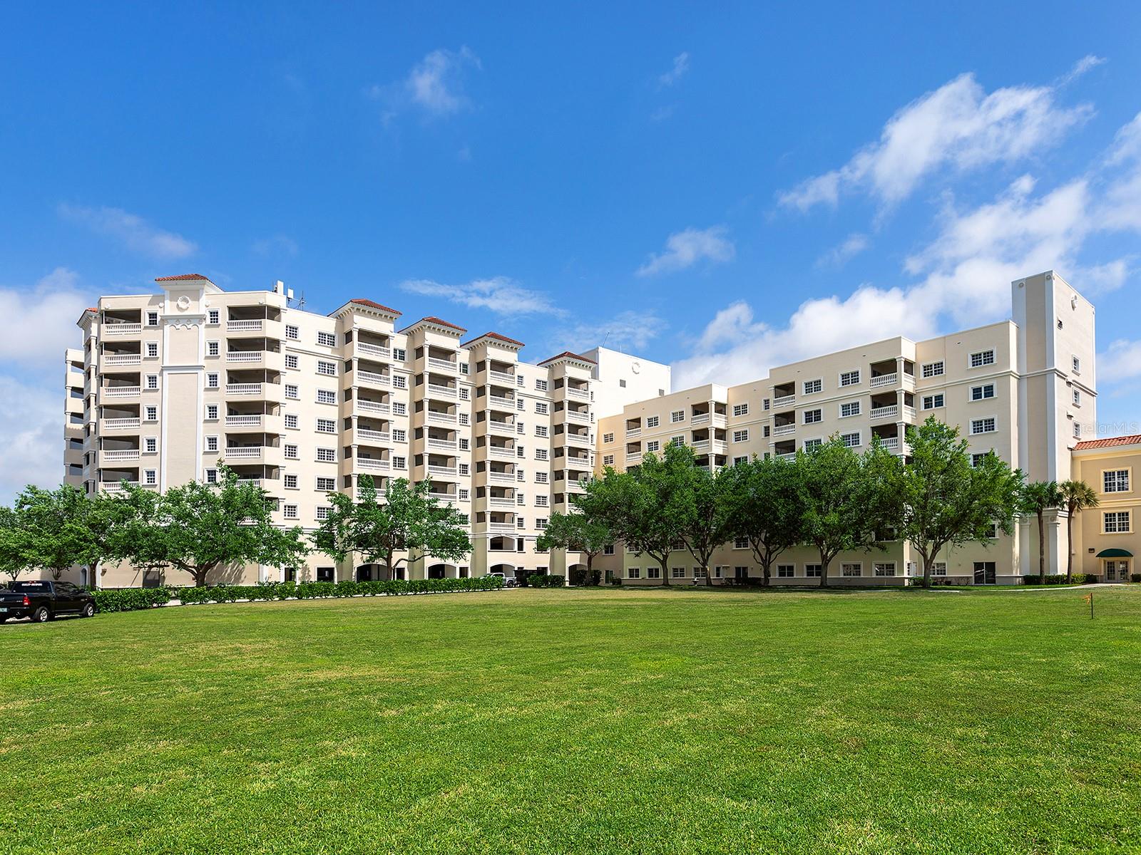 Image 21 of 30 For 3730 Cadbury Circle 631