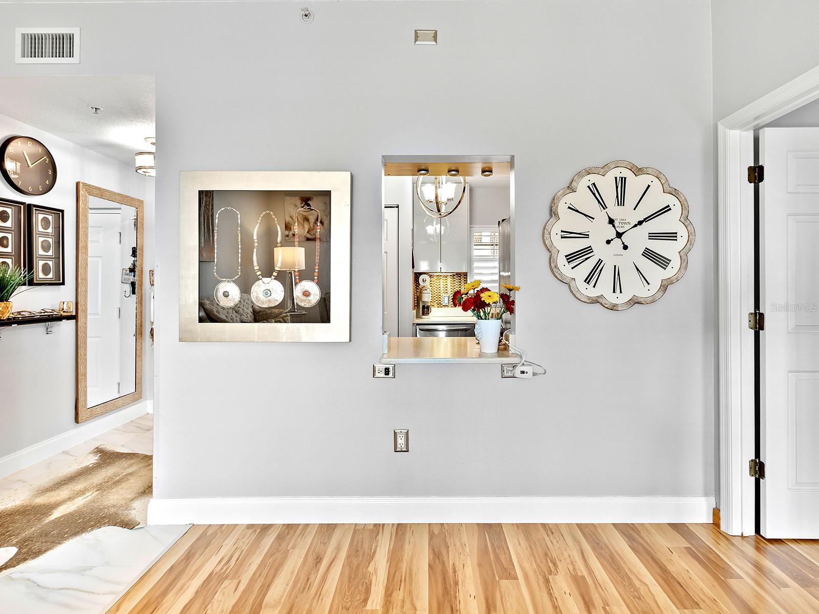 Image 4 of 30 For 3730 Cadbury Circle 631