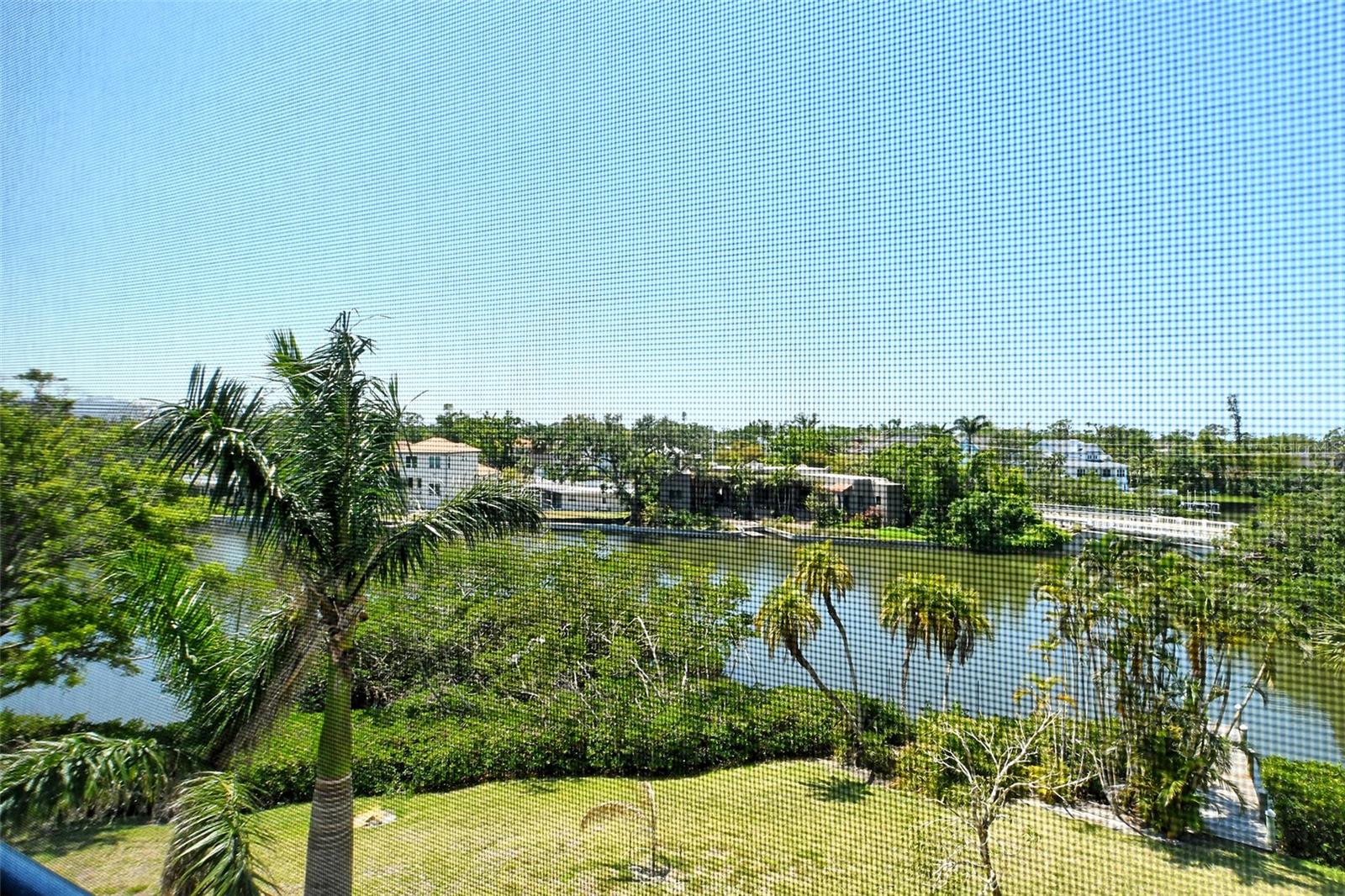 Image 11 of 91 For 835 Osprey Avenue 310