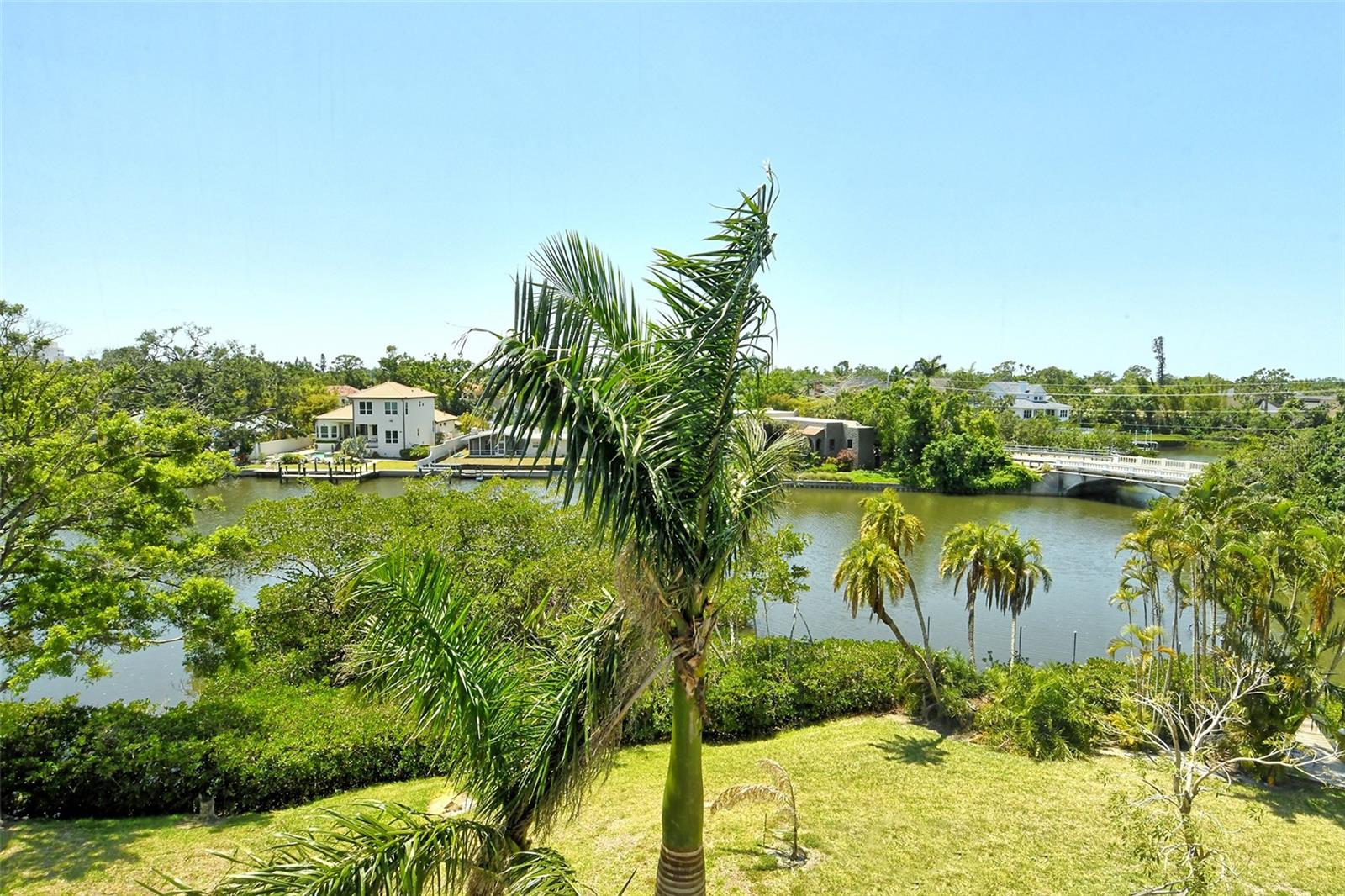 Image 12 of 91 For 835 Osprey Avenue 310
