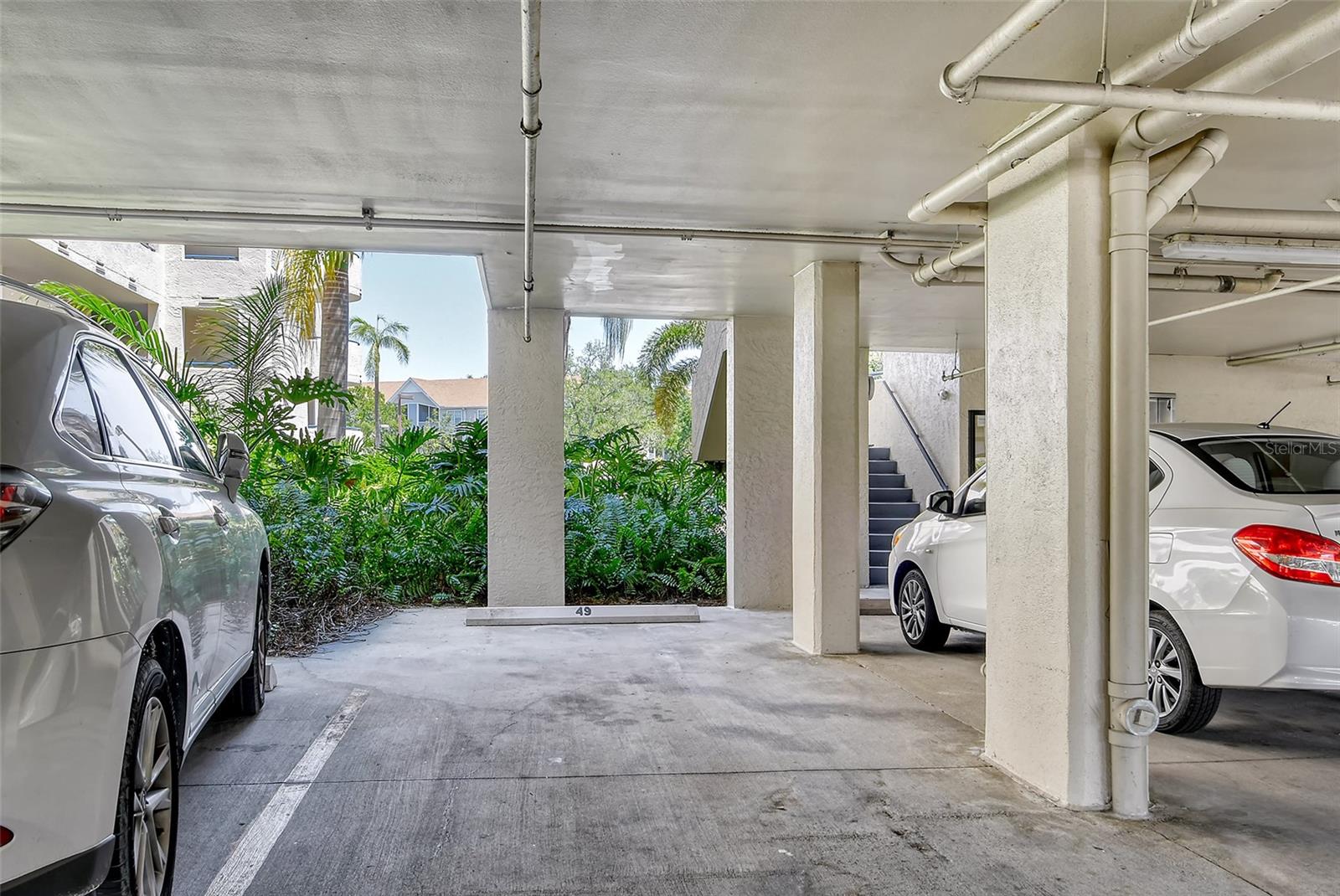 Image 37 of 91 For 835 Osprey Avenue 310