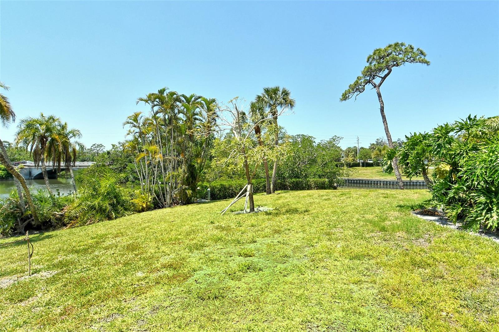 Image 50 of 91 For 835 Osprey Avenue 310