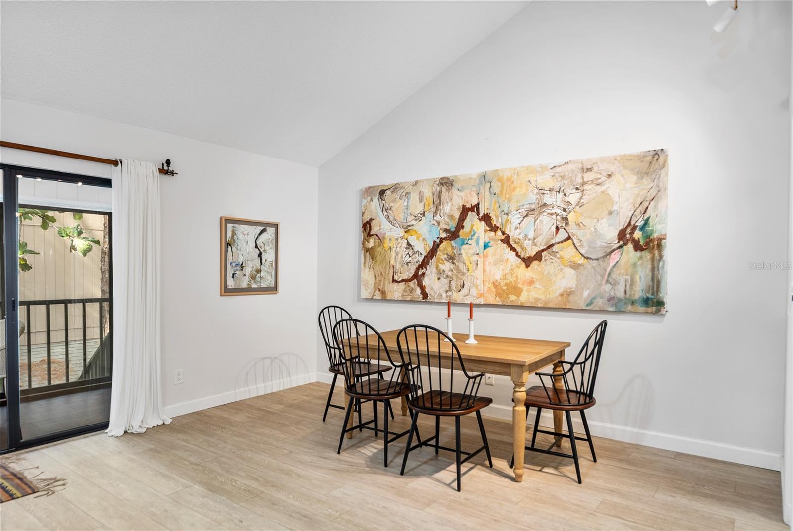 Image 13 of 34 For 1711 Pelican Cove Road 443