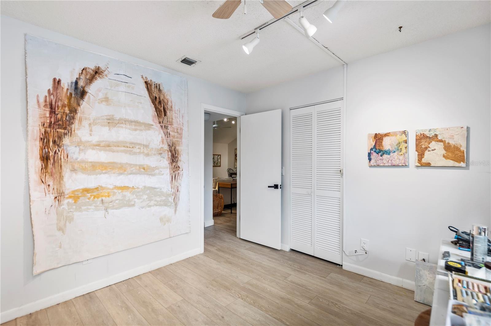Image 15 of 34 For 1711 Pelican Cove Road 443