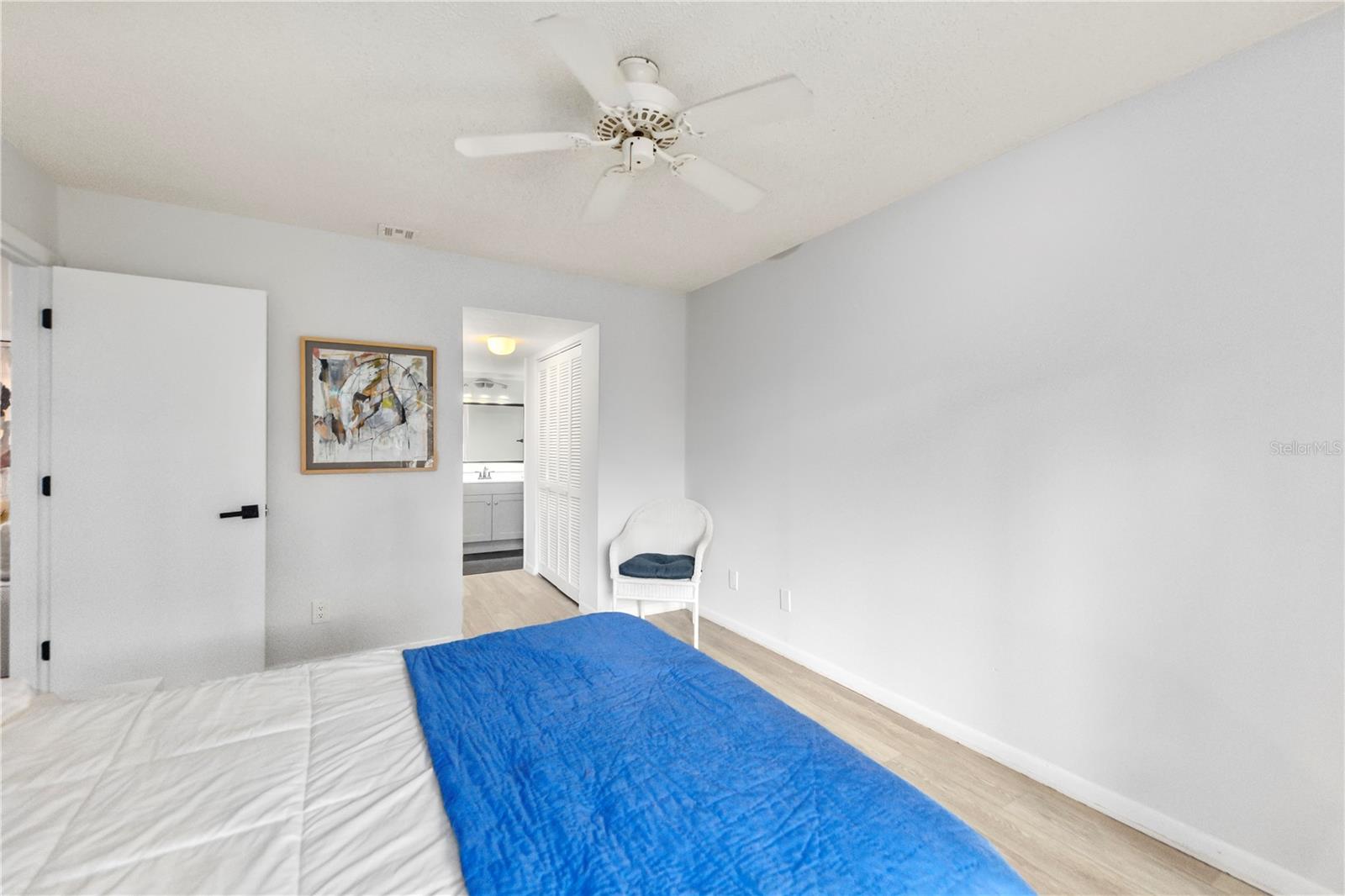 Image 18 of 34 For 1711 Pelican Cove Road 443