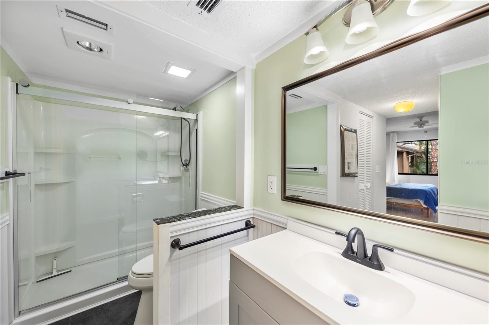 Image 20 of 34 For 1711 Pelican Cove Road 443