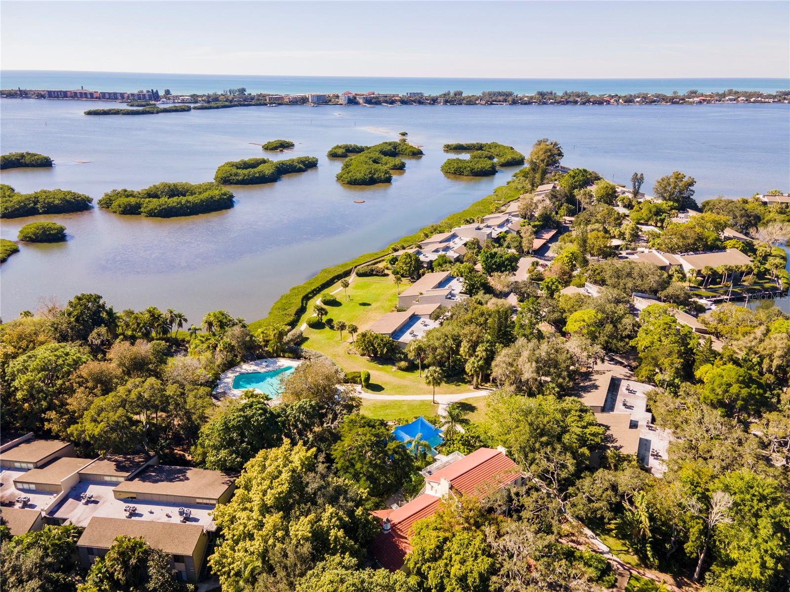 Image 28 of 34 For 1711 Pelican Cove Road 443