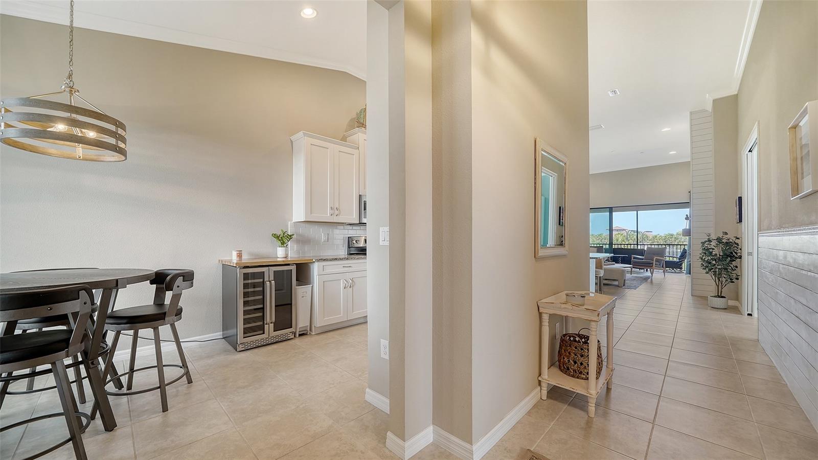 Image 3 of 77 For 5424 Cicerone Street 204