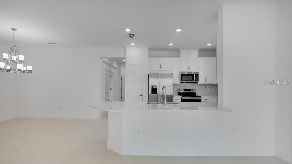 Image 6 of 50 For 16114 Ivy Ridge Court