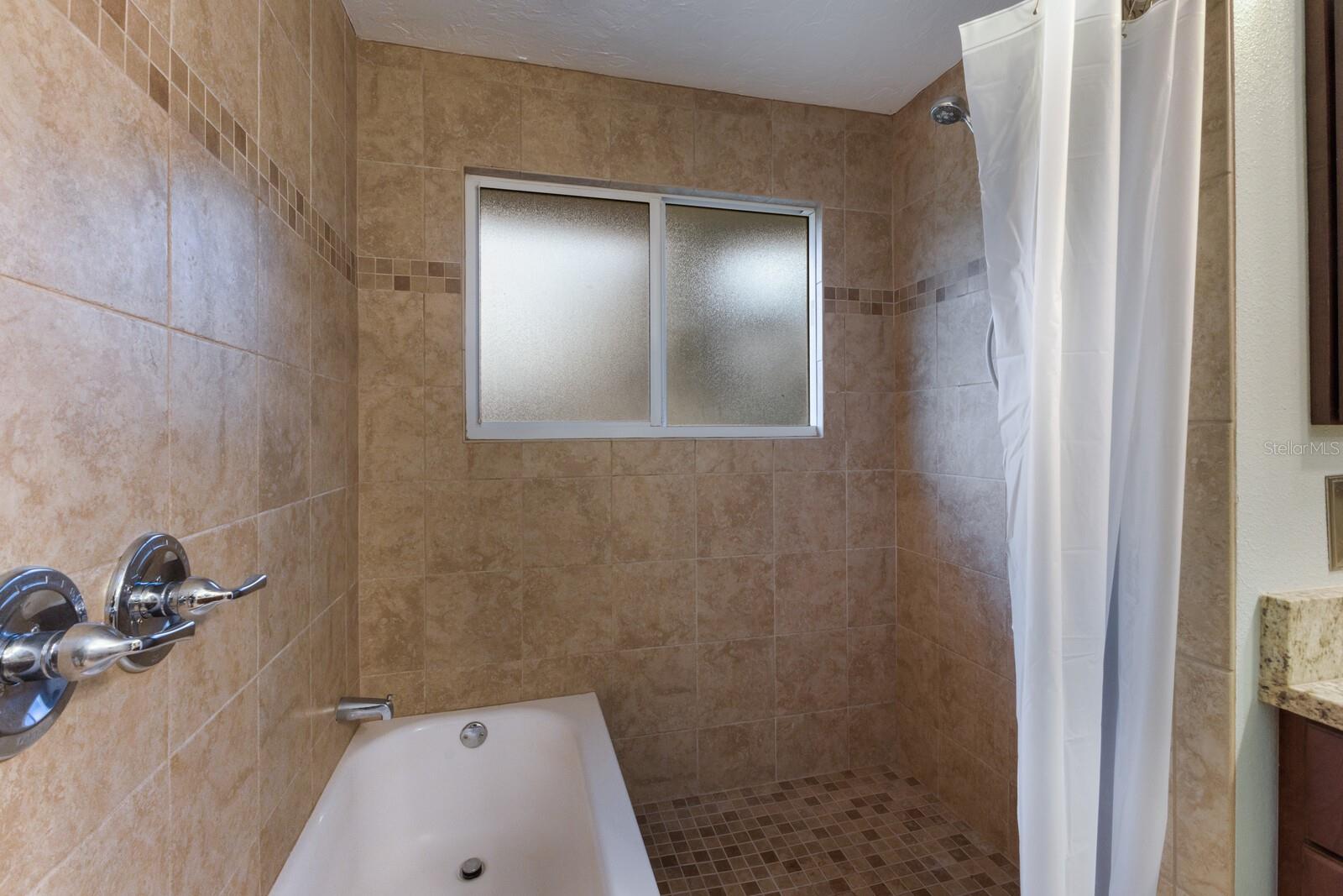 Image 22 of 37 For 1411 70th Street Nw