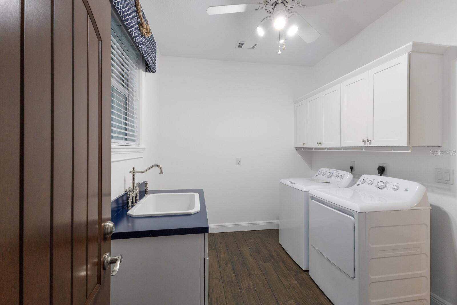 Image 25 of 68 For 4517 Pinfish Lane
