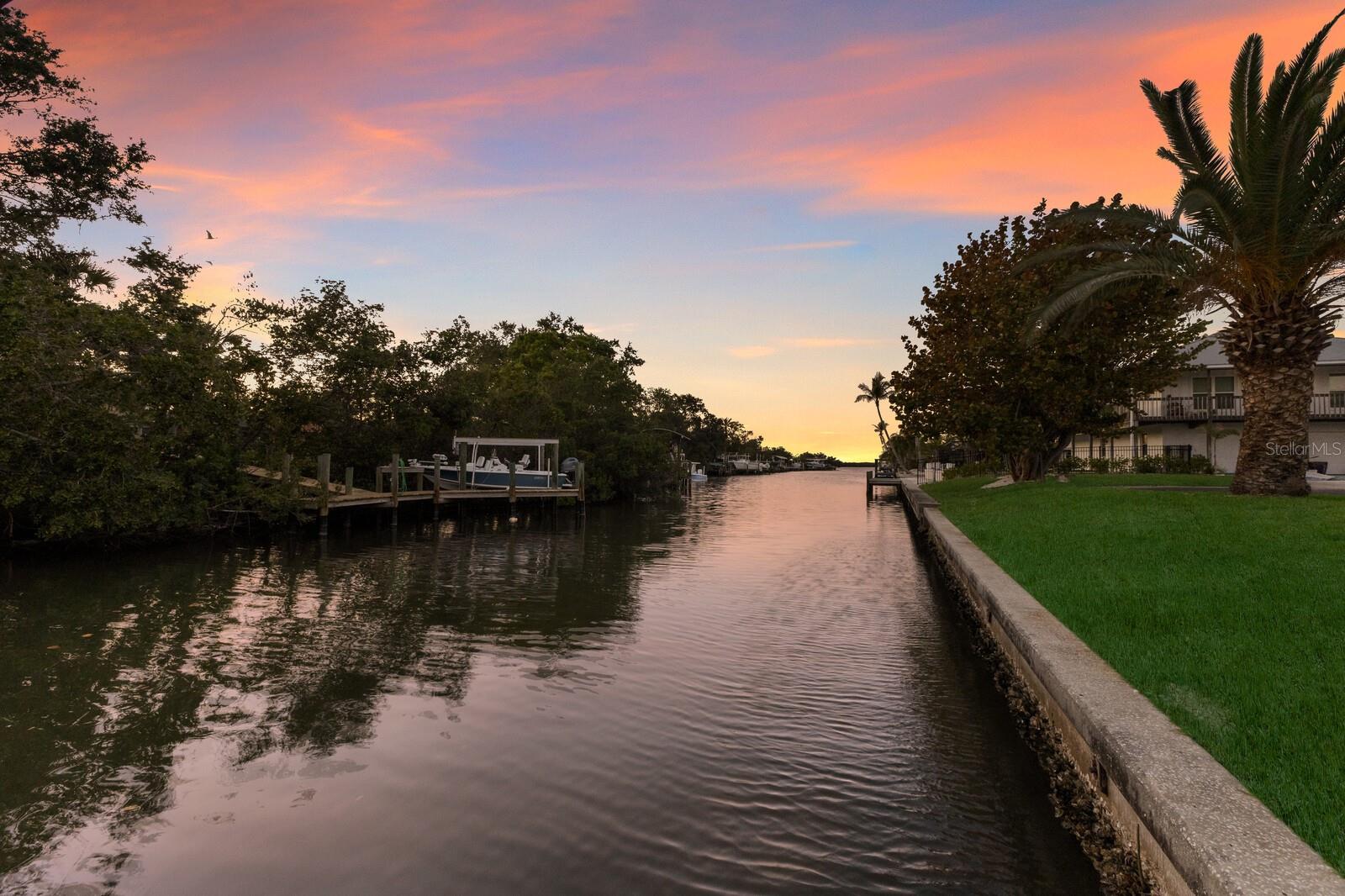 Image 31 of 68 For 4517 Pinfish Lane