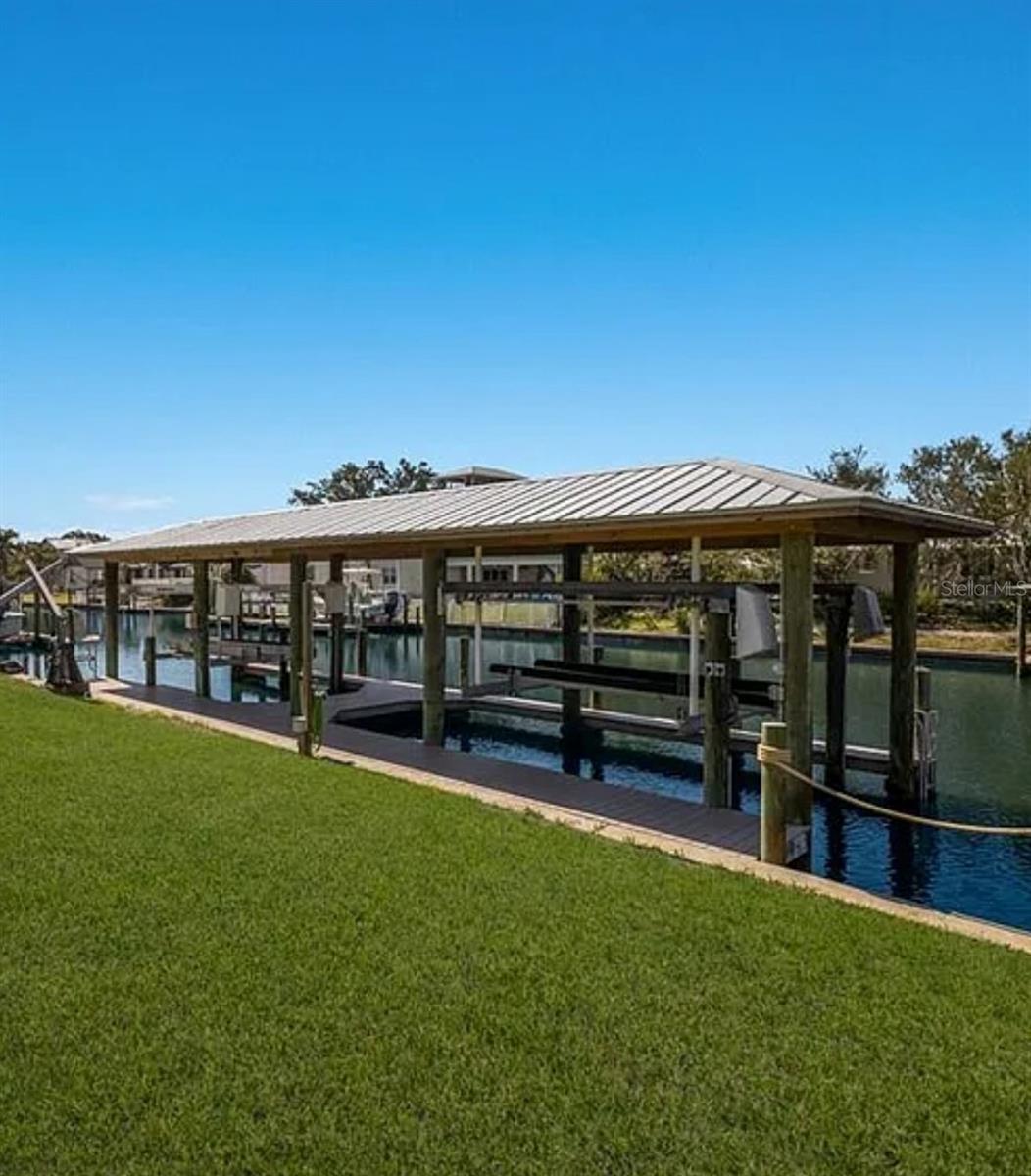 Image 46 of 68 For 4517 Pinfish Lane