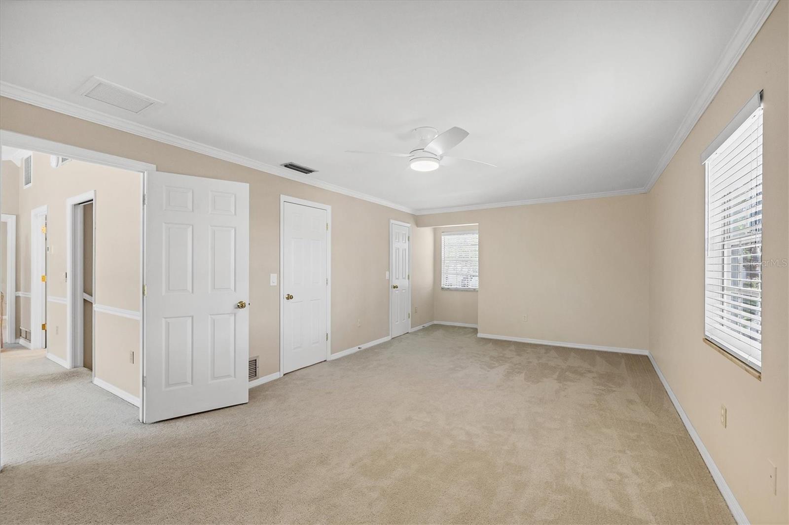 Image 31 of 71 For 5504 Beneva Woods Circle