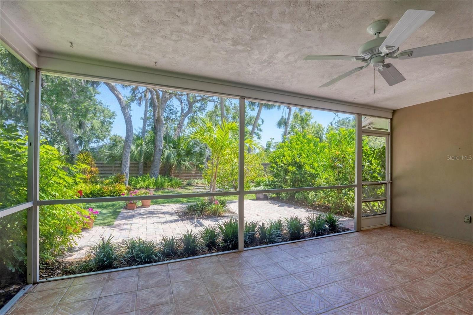 Image 39 of 71 For 5504 Beneva Woods Circle