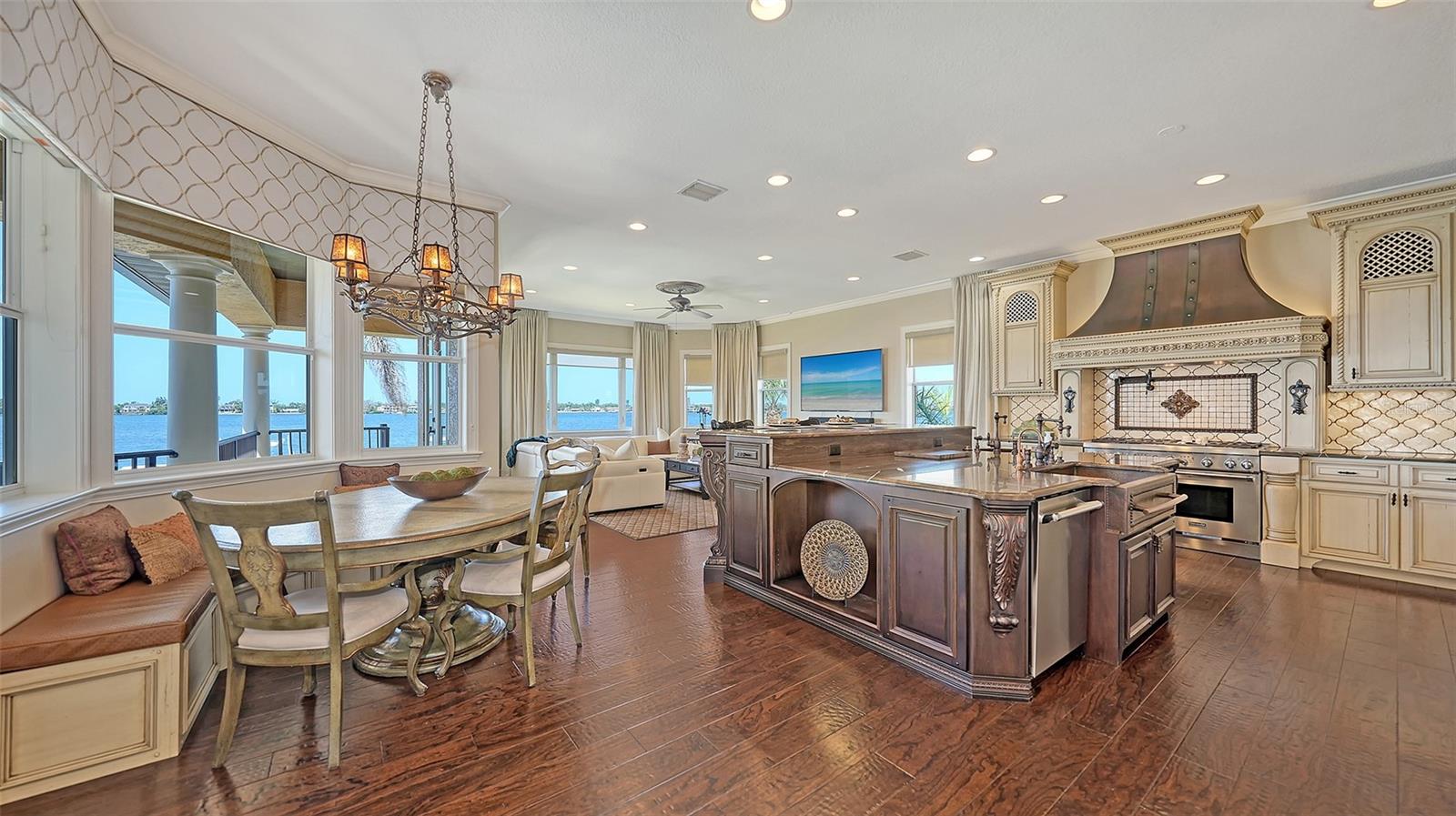 Image 24 of 73 For 7342 Captain Kidd Avenue