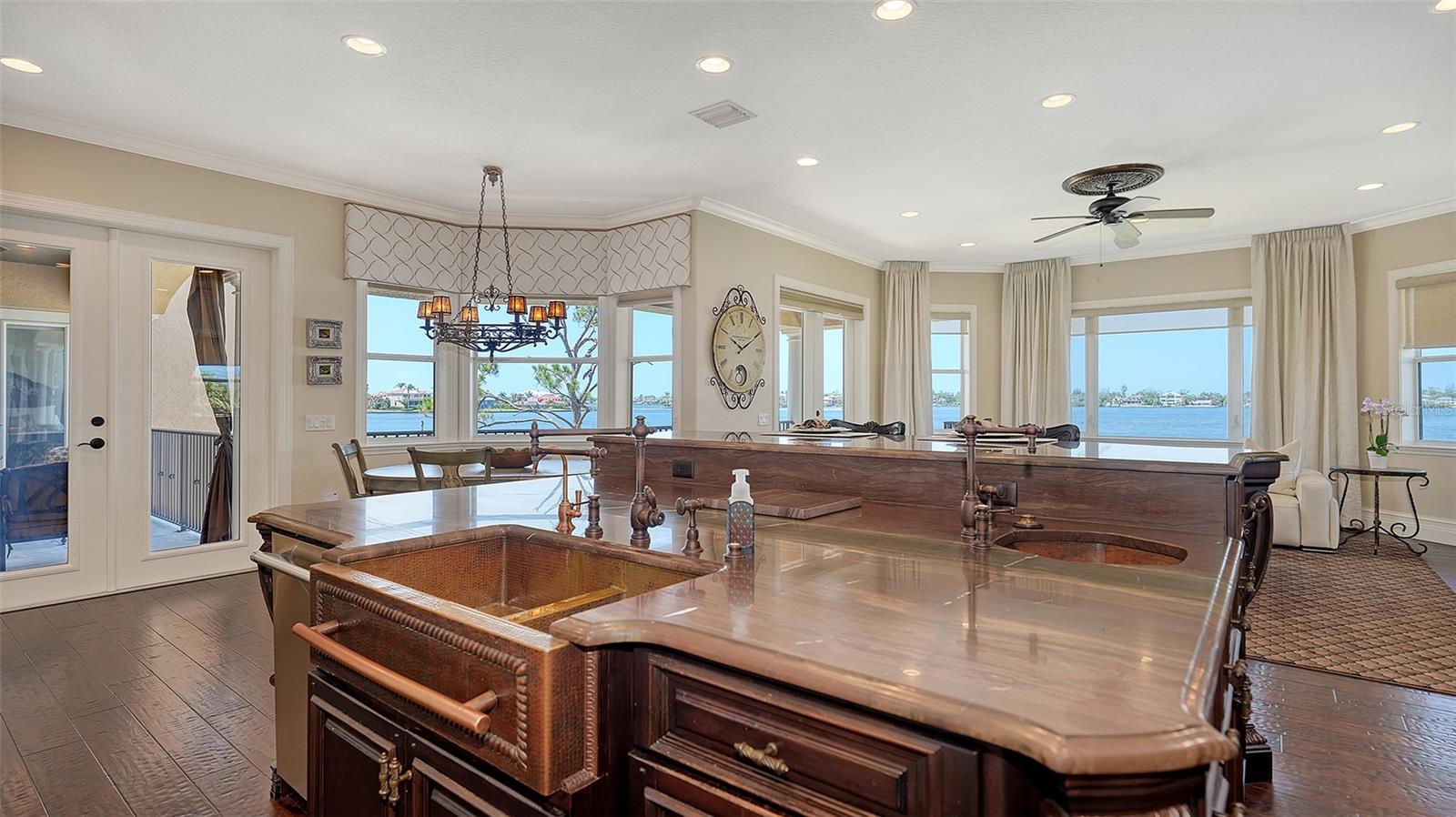 Image 33 of 73 For 7342 Captain Kidd Avenue