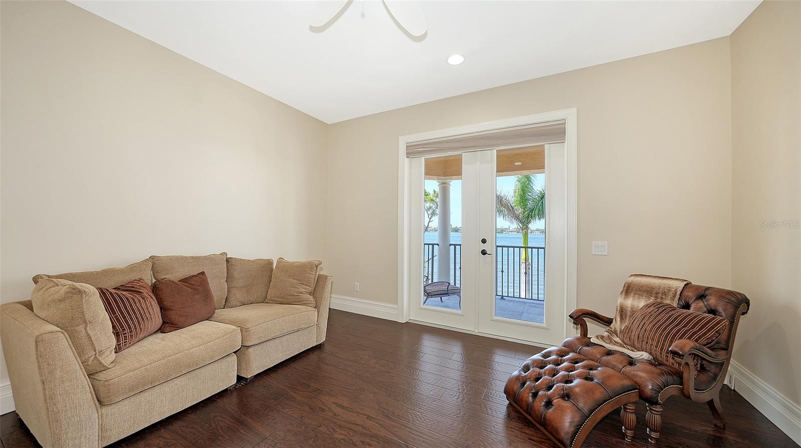 Image 51 of 73 For 7342 Captain Kidd Avenue