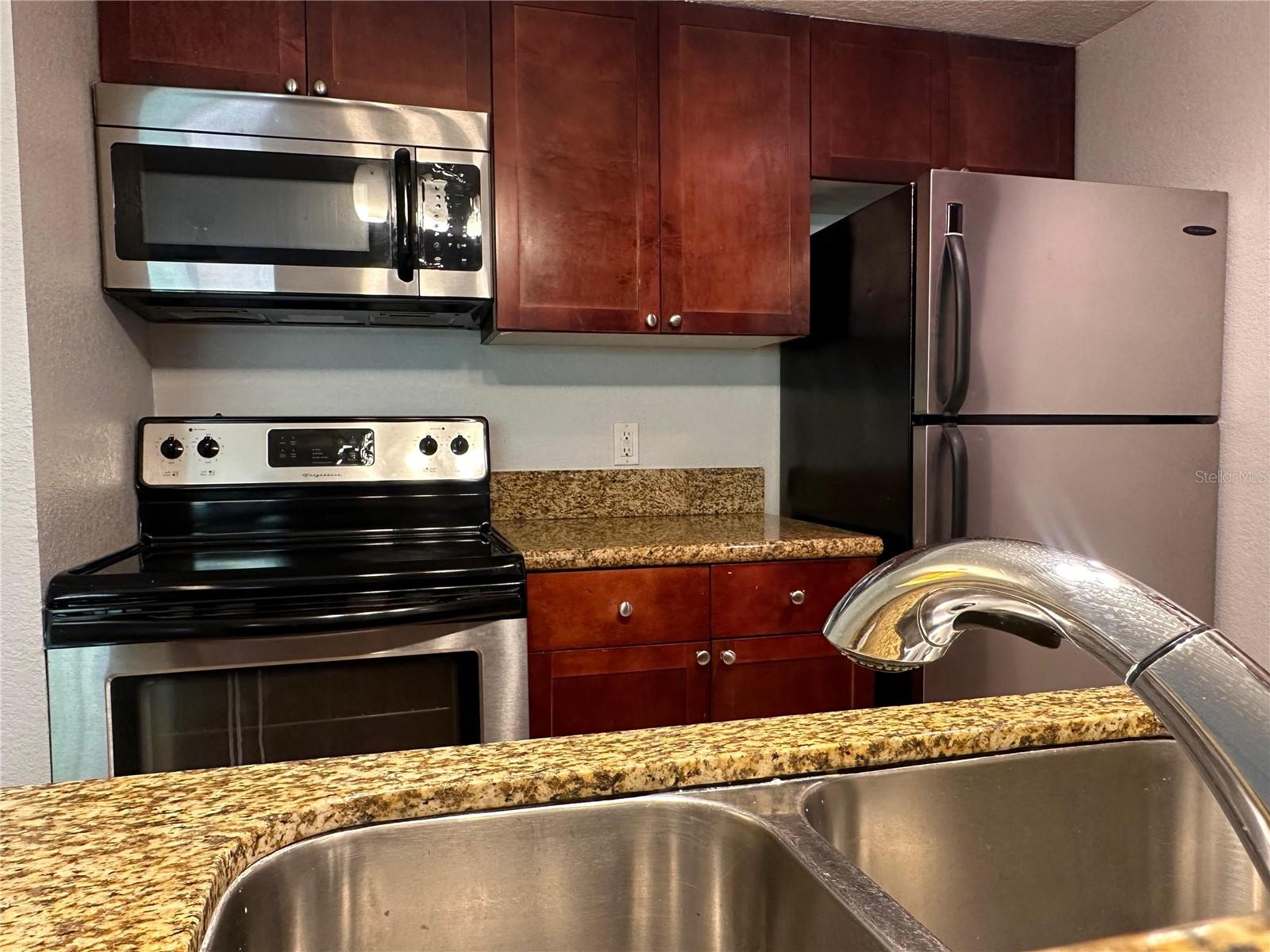 Image 3 of 19 For 5124 Conroy Road 27