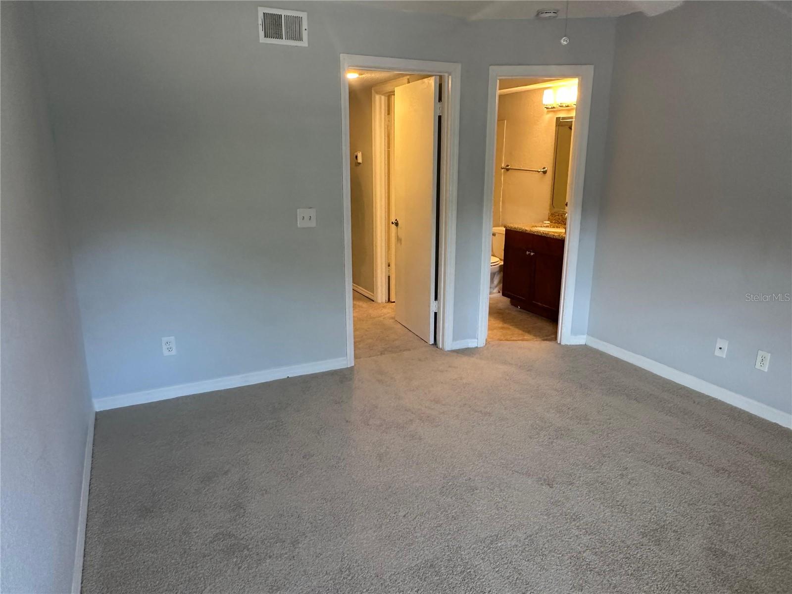 Image 4 of 19 For 5124 Conroy Road 27
