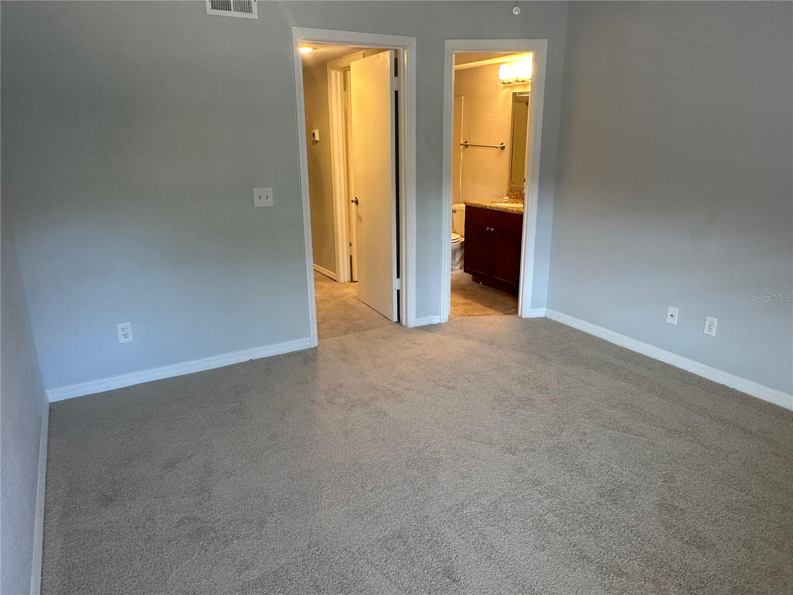 Image 5 of 19 For 5124 Conroy Road 27